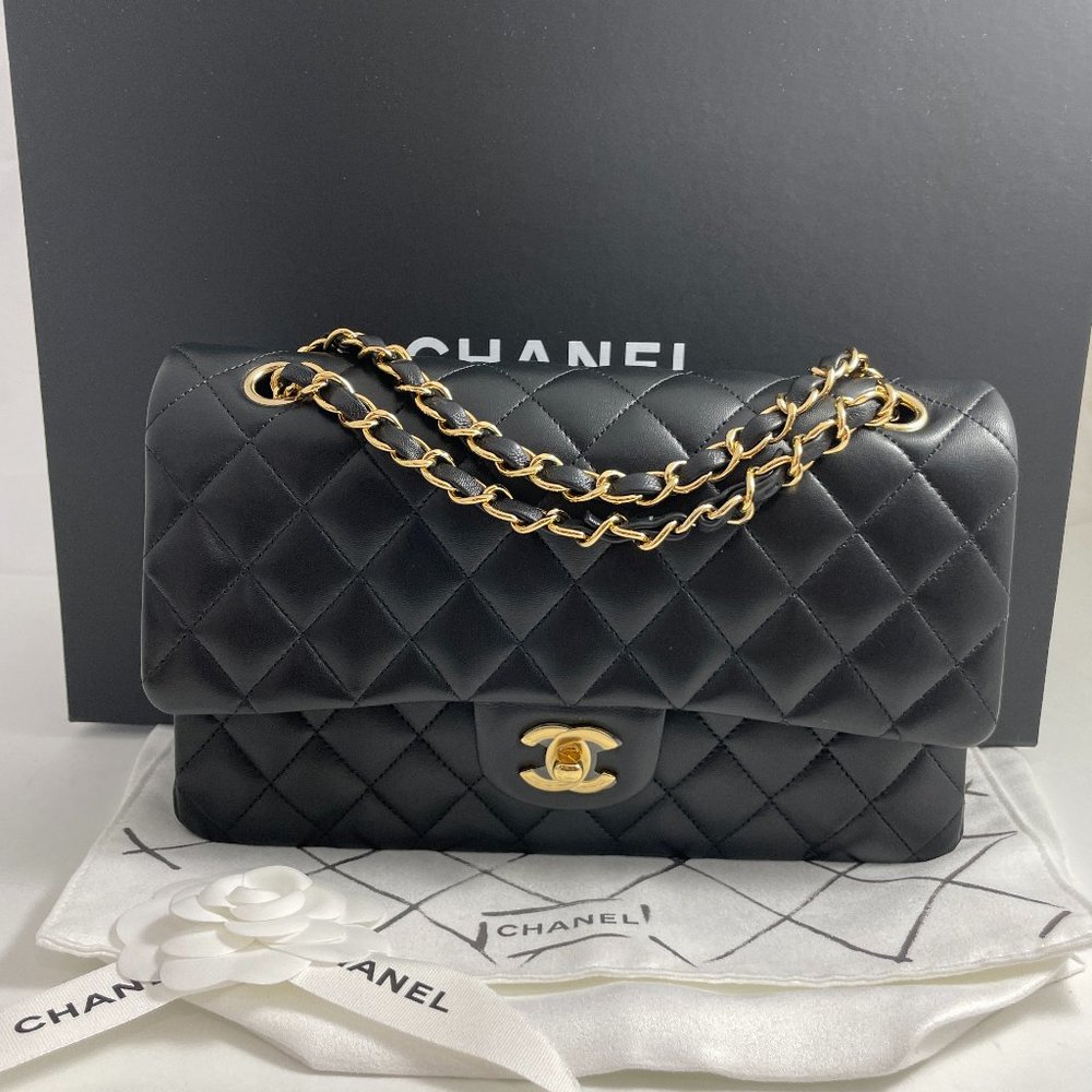 CHANEL NWB CLASSIC BLACK LAMBSKIN BLACK W/GHW DOUBLE FLAP HANDBAG